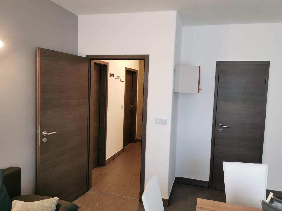 Apartments Penko Ловран Екстериор снимка