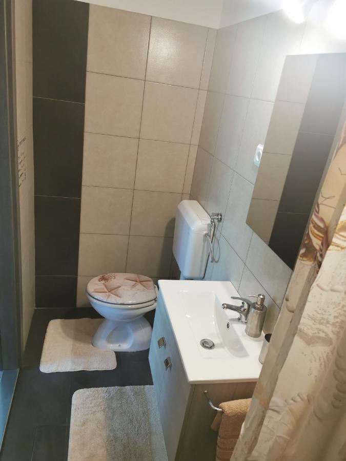 Apartments Penko Ловран Екстериор снимка
