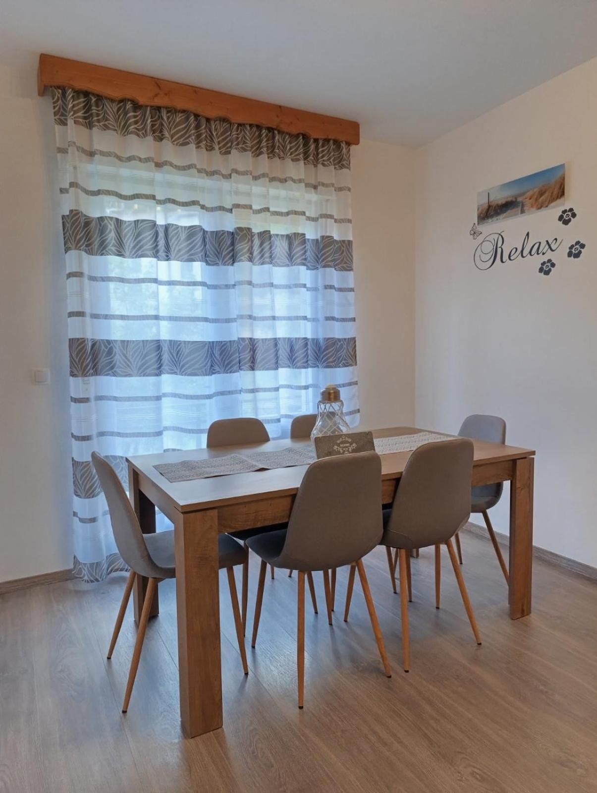 Apartments Penko Ловран Екстериор снимка