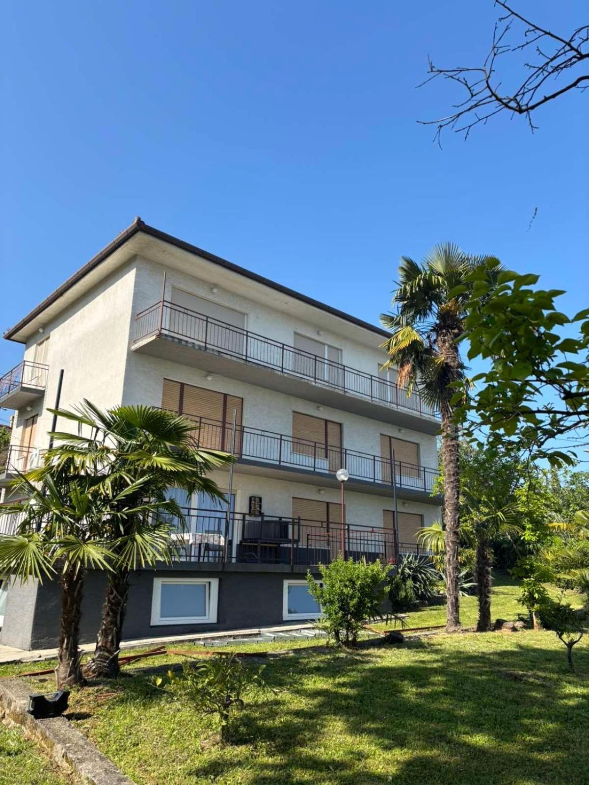 Apartments Penko Ловран Екстериор снимка